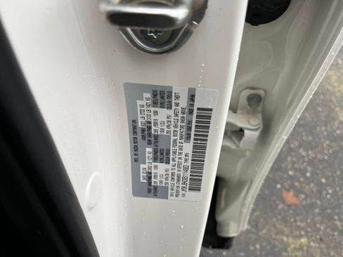 Used 2025 MAZDA CX-70 3.3 Turbo w/ Preferred Package image 31