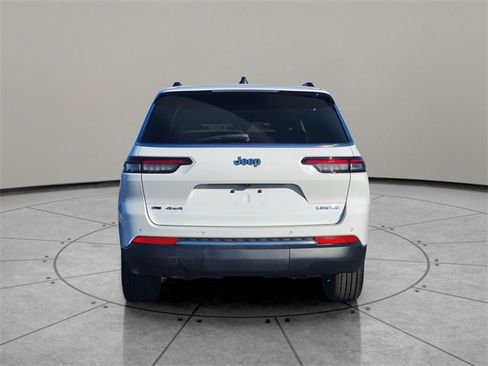 Certified 2021 Jeep Grand Cherokee L Limited image 11