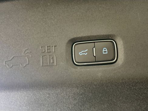 Used 2025 Ford Expedition Max Active AWD/4WD image 33