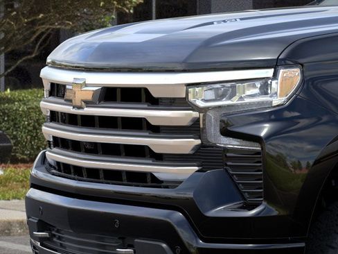 New 2026 Chevrolet Silverado 1500 High Country AWD/4WD image 13