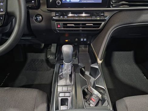 Used 2026 Toyota Camry LE image 20