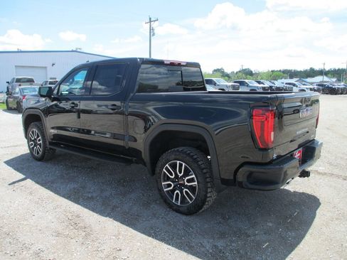 New 2026 GMC Sierra 1500 AT4 AWD/4WD image 7
