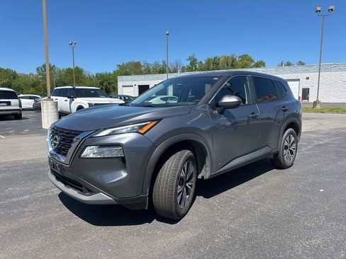 Used 2023 Nissan Rogue SV AWD/4WD image 13