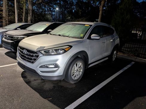 Used 2018 Hyundai Tucson SEL image 3