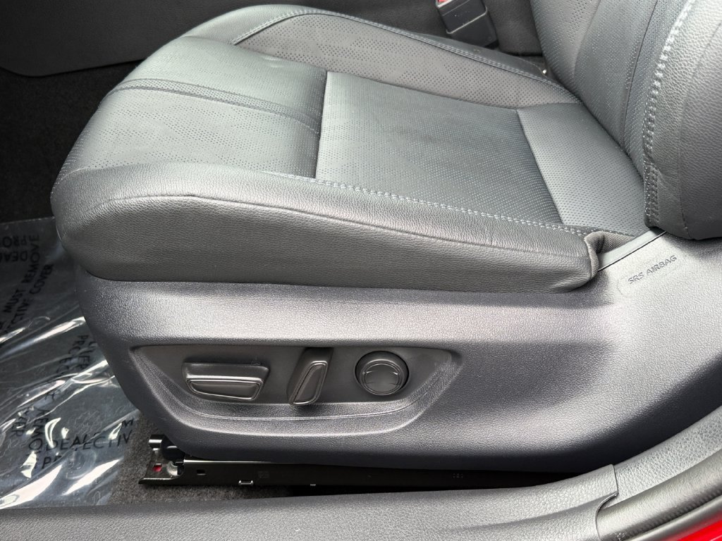 Used 2026 Toyota Camry XSE FWD image 17