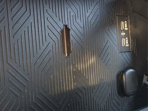 Used 2025 Toyota Tacoma SR5 image 24