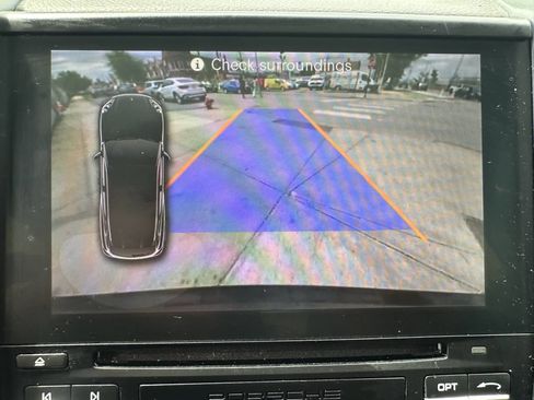 Used 2017 Porsche Cayenne AWD/4WD image 19