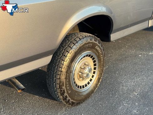 Used 1989 Ford F250 4x4 Regular Cab image 19