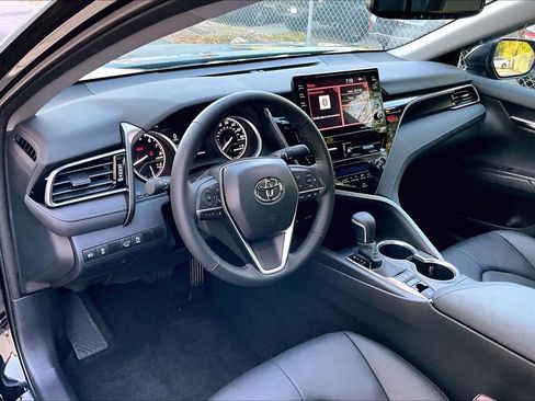 Used 2024 Toyota Camry XLE image 17