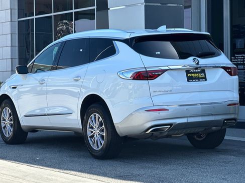 Certified 2023 Buick Enclave Essence FWD image 6