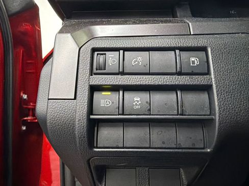 Used 2025 Toyota 4Runner SR5 image 31