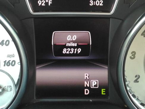 Used 2014 Mercedes-Benz CLA 250 image 38