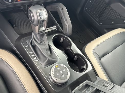 New 2025 Ford Bronco Big Bend w/ Black Diamond Package image 28