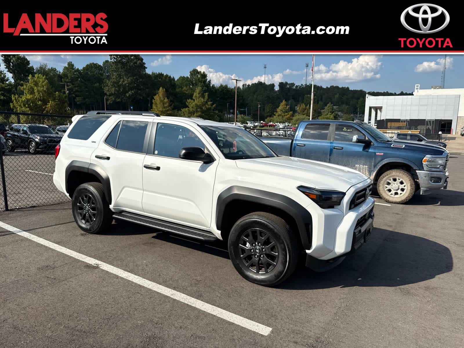 Used 2025 Toyota 4Runner SR5 AWD/4WD image 1