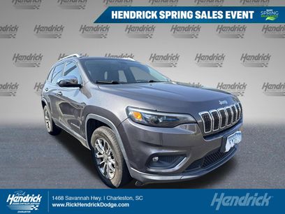 Used 2019 Jeep Cherokee Latitude Plus w/ Comfort/Convenience Group