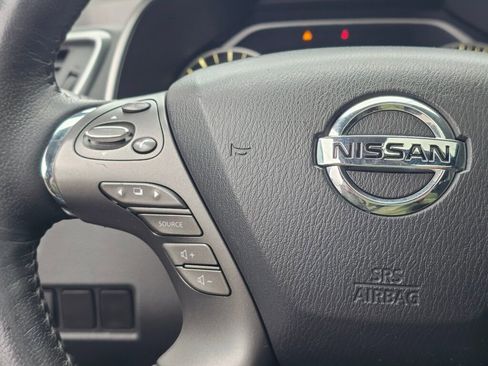 Used 2019 Nissan Murano SV image 27