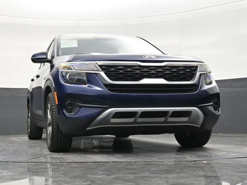 Used 2021 Kia Seltos EX AWD/4WD image 26