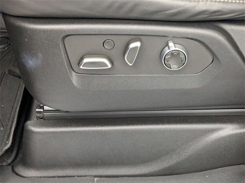 Used 2023 Cadillac Escalade ESV Sport Platinum w/ LPO, ONYX Package image 15