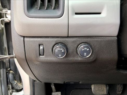 Used 2020 Chevrolet Colorado W/T w/ WT Convenience Package AWD/4WD image 36