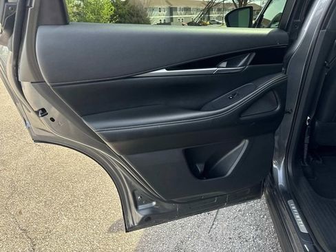 Used 2023 INFINITI QX60 Pure image 16