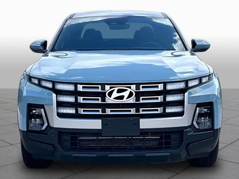 Certified 2025 Hyundai Santa Cruz SE image 4