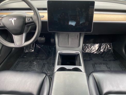 Used 2023 Tesla Model 3 Standard Range RWD image 11