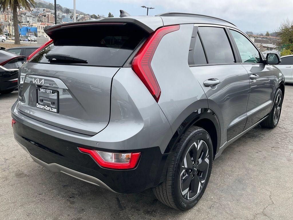 Used 2024 Kia Niro Wind FWD image 78