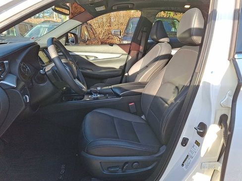 Used 2020 INFINITI QX50 Essential w/ Edition 30 Package AWD/4WD image 9
