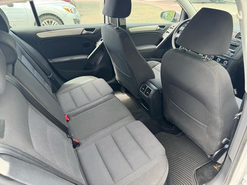Used 2013 Volkswagen Golf 4-Door FWD image 13