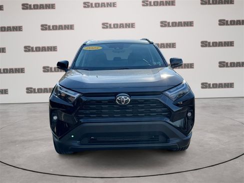 Used 2025 Toyota RAV4 XLE Premium image 8