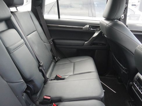 Certified 2023 Lexus GX 460 Luxury w/ Accessory Package AWD/4WD image 10