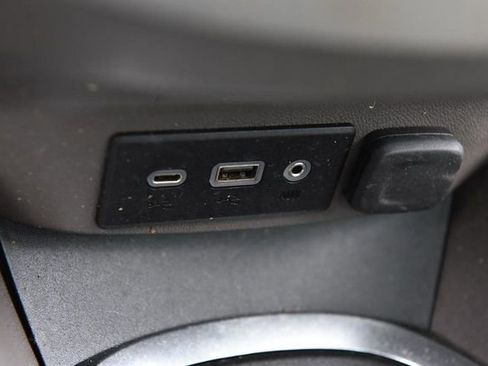 Used 2022 Chevrolet Malibu LT FWD image 14