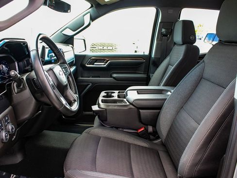 Used 2023 Chevrolet Silverado 1500 LT image 30