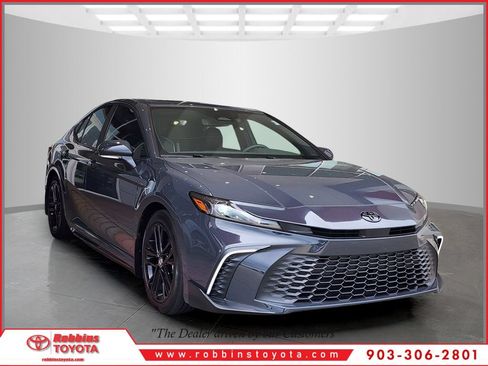 Used 2025 Toyota Camry SE w/ Multimedia Upgrade Package FWD image 1