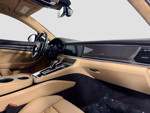 Used 2019 Porsche Panamera Turbo w/ Assistance Package AWD/4WD image 37