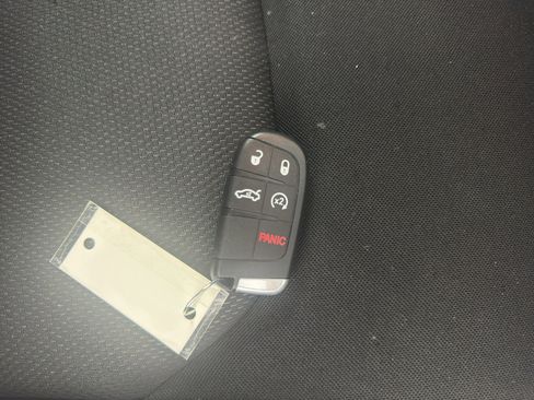 Used 2018 Jeep Renegade Sport w/ Power & Air Group image 41