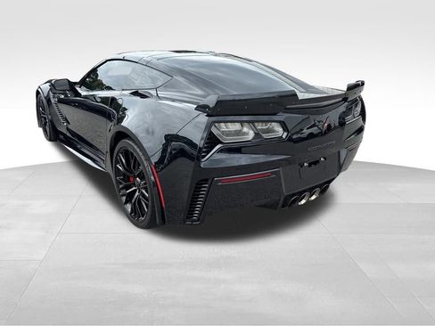 Used 2019 Chevrolet Corvette Z06 RWD image 4
