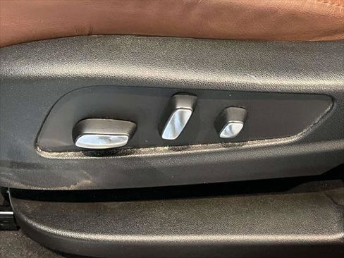 Used 2023 Cadillac XT5 Premium Luxury image 22