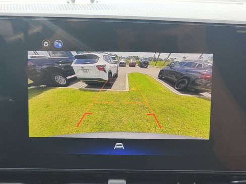 Certified 2026 Chevrolet Equinox LT AWD/4WD image 24