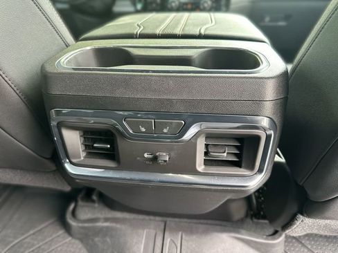 Used 2024 Chevrolet Silverado 1500 High Country w/ High Country Premium Package AWD/4WD image 25