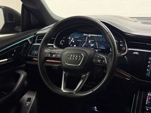 Used 2021 Audi Q8 Prestige AWD/4WD image 27