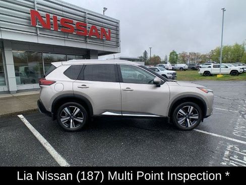 Certified 2023 Nissan Rogue Platinum w/ Platinum Premium Package AWD/4WD image 2