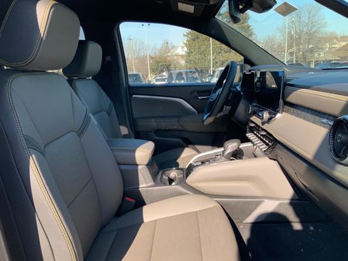 New 2026 Chevrolet Colorado ZR2 w/ Technology Package image 13