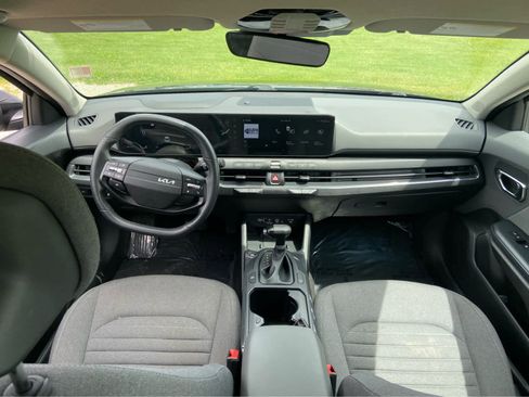 Used 2025 Kia K4 EX FWD image 16
