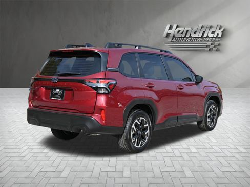 Certified 2025 Subaru Forester image 9