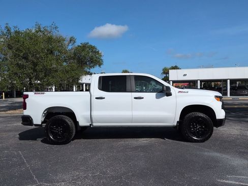 Used 2025 Chevrolet Silverado 1500 Custom Trail Boss AWD/4WD image 3