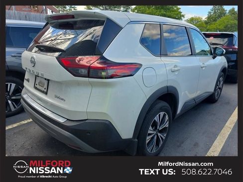 Certified 2023 Nissan Rogue SV AWD/4WD image 4
