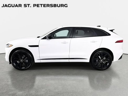 Used 2026 Jaguar F-PACE R-Dynamic S image 8