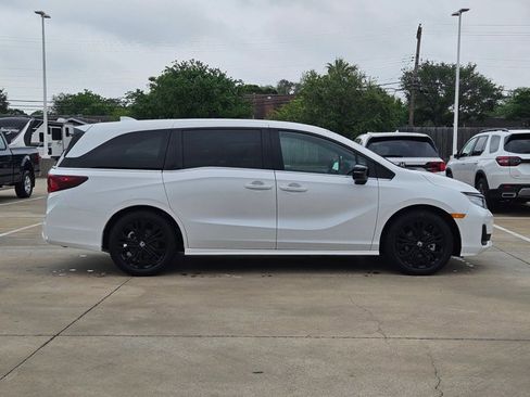 Used 2026 Honda Odyssey Sport-L image 4