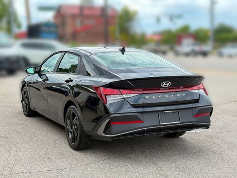 Used 2026 Hyundai Elantra Sport w/ Cargo Package FWD image 8